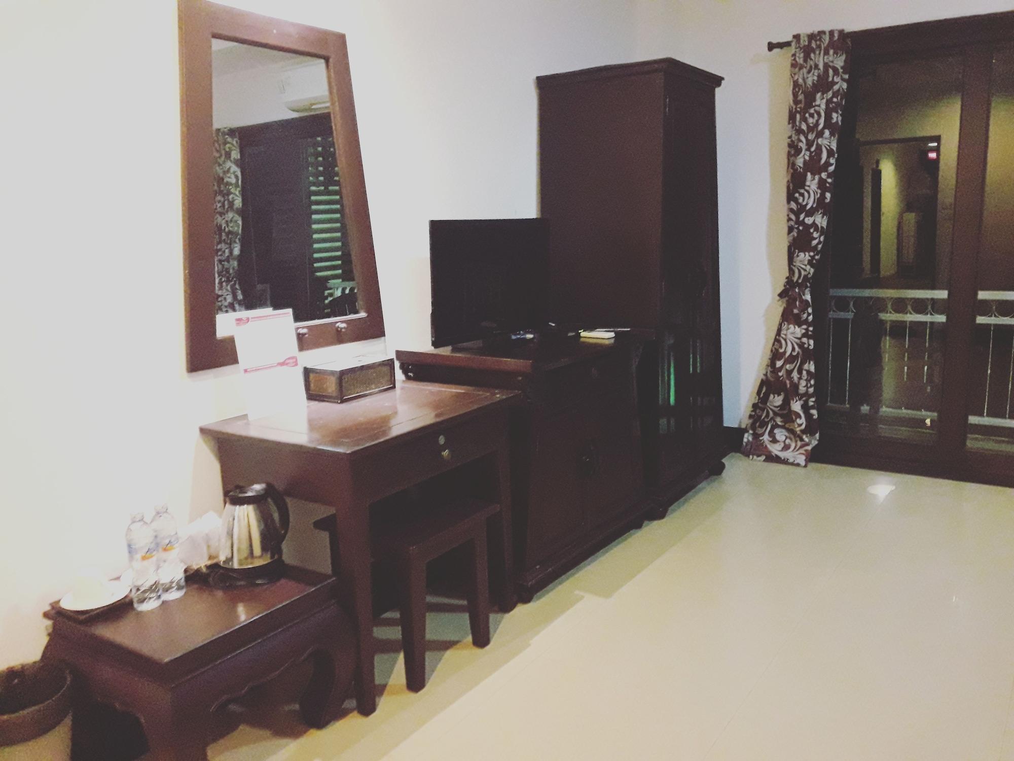 Baan Andaman Hotel Krabi town Buitenkant foto