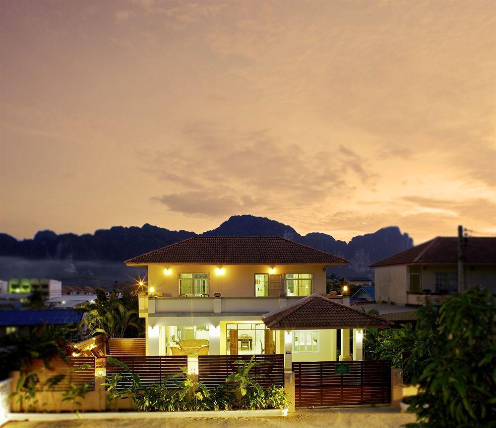 Baan Andaman Hotel Krabi town Buitenkant foto