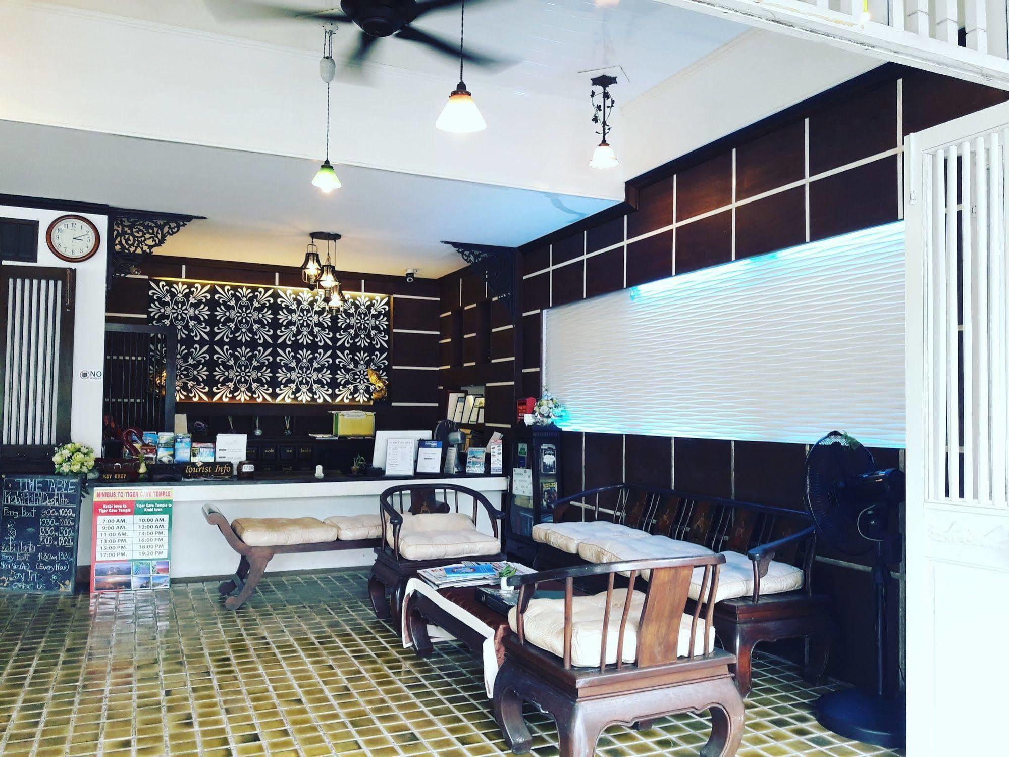 Baan Andaman Hotel Krabi town Buitenkant foto